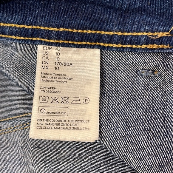 NWOT H&M Wide Leg Denim Jeans Women’s 10 Cropped Short Stretch Trendy - Picture 8 of 11